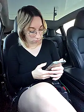 Giuliana baby online show from 11-30-25, 07:45