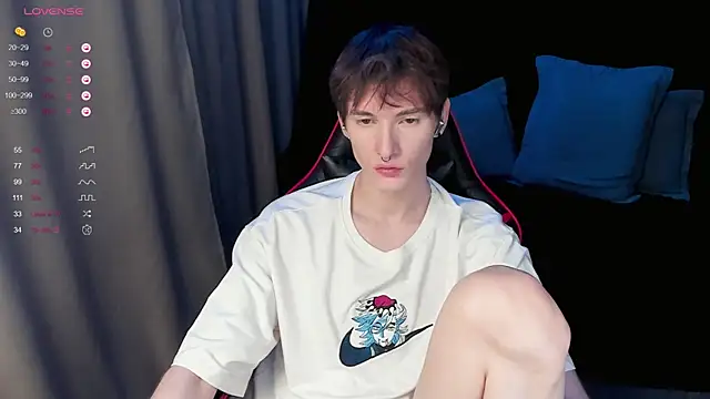 Snapshot of Unholy_Halo chatting on 01-30-25, 04:37 Unholy Halo online show from 01-30-25, 04:37