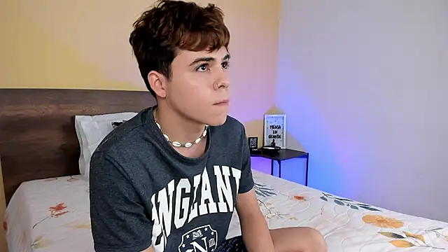 justinbiler online show from 12-23-24, 03:29