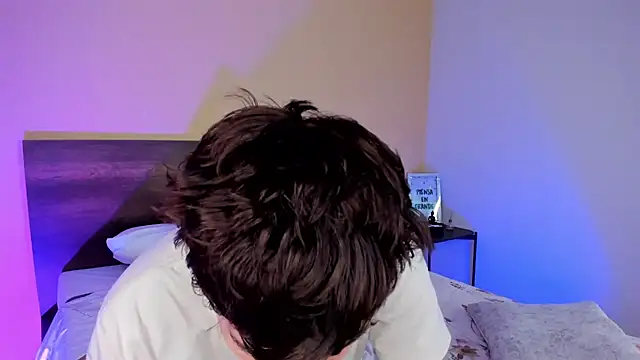 justinbiler online show from 01-25-25, 06:24