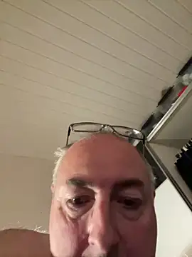 Snapshot of Ronaldo50_DK chatting on 10-11-25, 07:23 Ronaldo50 DK online show from 10-11-25, 07:23