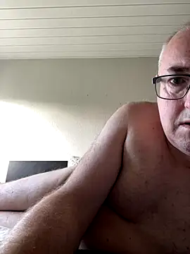 Snapshot of Ronaldo50_DK chatting on 11-07-25, 10:59 Ronaldo50 DK online show from 11-07-25, 10:59