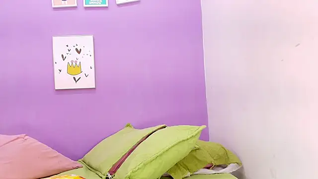 Snapshot of veronica_sinner_ chatting on 01-23-25, 11:58 veronica sinner  online show from 01-23-25, 11:58