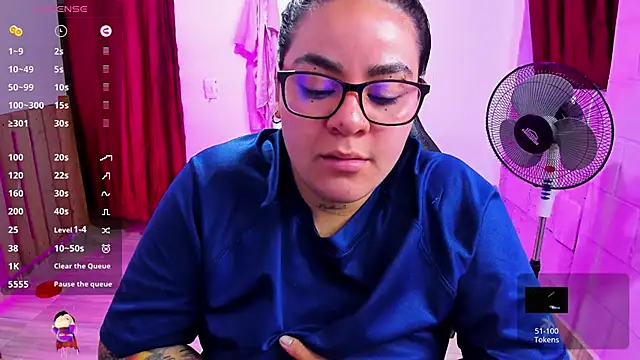 Snapshot of Sharon_hils chatting on 01-06-25, 03:08 Sharon hils online show from 01-06-25, 03:08