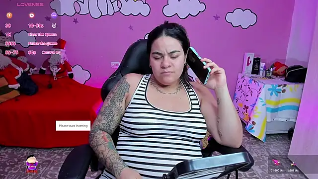 Snapshot of Sharon_hils chatting on 12-16-25, 09:42 Sharon hils online show from 12-16-25, 09:42