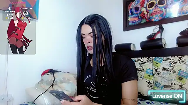 Snapshot of poison_girl21 chatting on 07-22-26, 04:21 poison girl21 online show from 07-22-26, 04:21