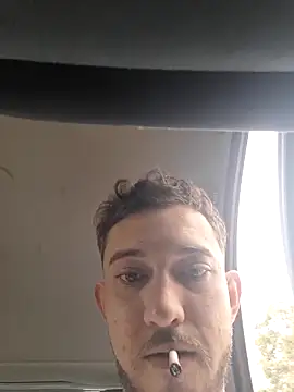 jorgeeetee18 online show from 03-05-25, 11:06