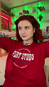 Snapshot of AnnaRichmond chatting on 12-05-25, 12:30 AnnaRichmond online show from 12-05-25, 12:30