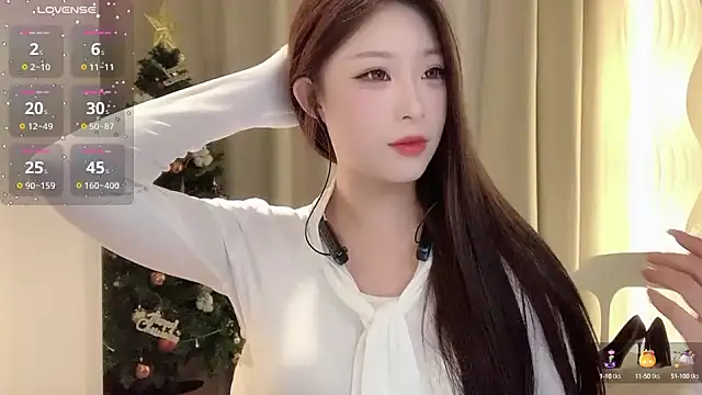 Snapshot of zhuzhu-520- chatting on 01-18-25, 04:42 zhuzhu-520- online show from 01-18-25, 04:42