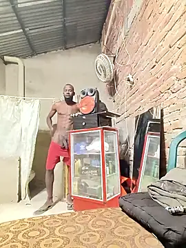 Snapshot of Yairelnegro chatting on 01-12-26, 10:09 Yairelnegro online show from 01-12-26, 10:09