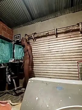 Snapshot of Yairelnegro chatting on 02-17-26, 10:01 Yairelnegro online show from 02-17-26, 10:01