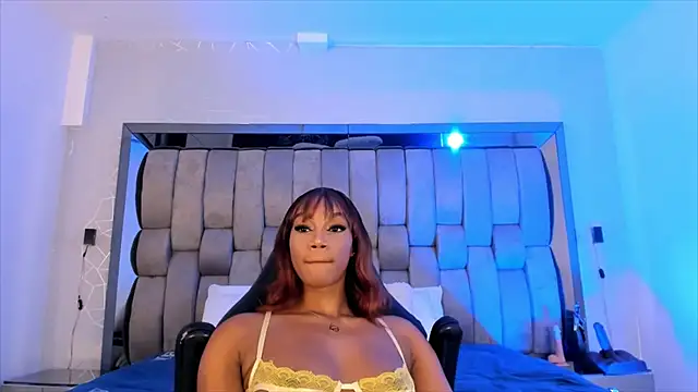 ChaynnaCooper online show from 03-01-25, 06:11