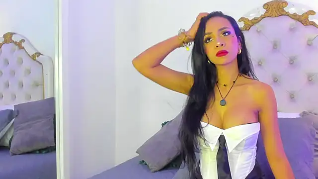 Snapshot of SamanthaFerrer__ chatting on 11-23-25, 12:05 SamanthaFerrer online show from 11-23-25, 12:05