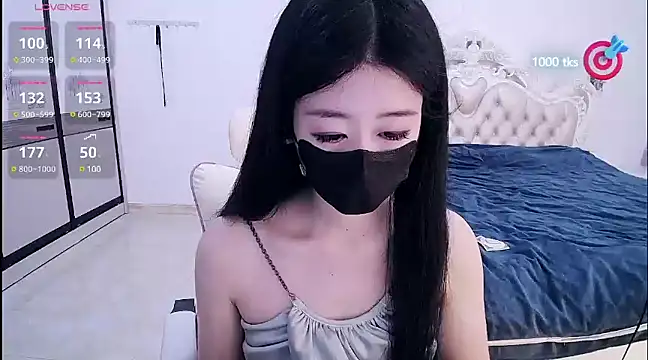 CN-xiaofei online show from 02-24-25, 04:16