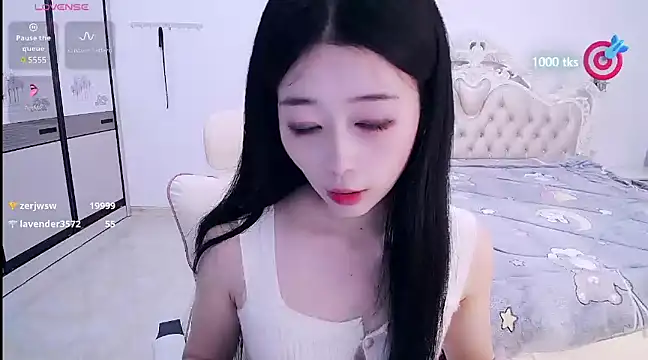 CN-xiaofei online show from 02-27-25, 05:34