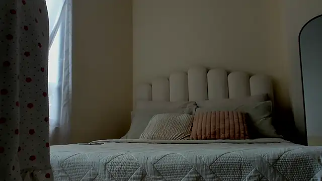 evely coelloo online show from 11-14-25, 04:38