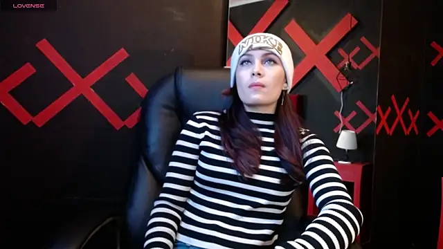  yuyi online show from 02-13-25, 11:17