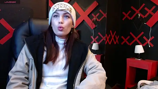  yuyi online show from 02-20-25, 11:31