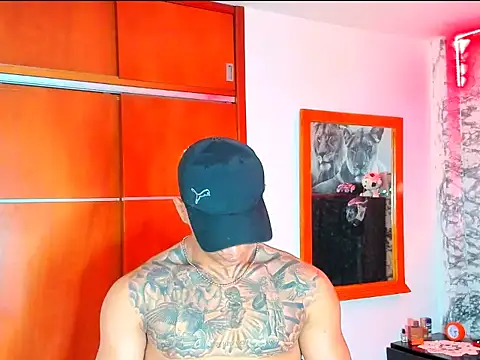 Aaron Toy online show from 01-08-26, 07:38