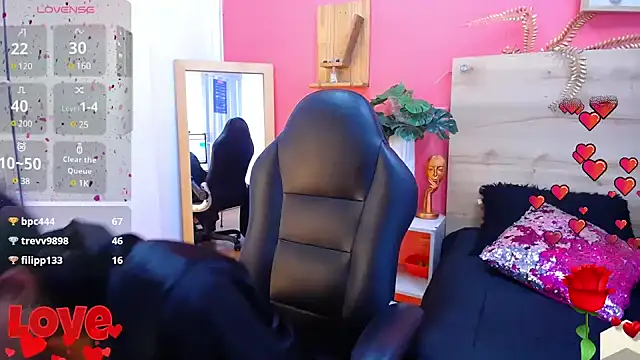 scarlet-foox online show from 02-24-25, 10:03