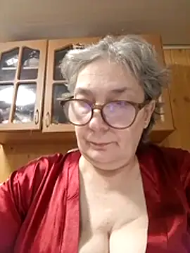 Snapshot of IrinaSweet54 chatting on 04-25-26, 07:33 IrinaSweet54 online show from 04-25-26, 07:33
