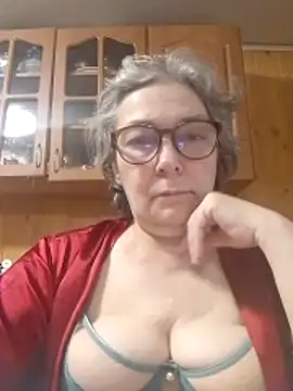 Snapshot of IrinaSweet54 chatting on 04-26-26, 07:50 IrinaSweet54 online show from 04-26-26, 07:50