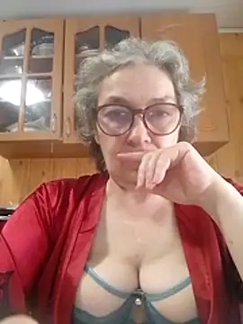 Snapshot of IrinaSweet54 chatting on 04-29-26, 07:45 IrinaSweet54 online show from 04-29-26, 07:45