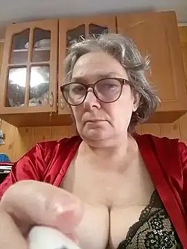 IrinaSweet54 online show from 06-05-26, 08:09