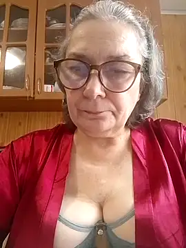 IrinaSweet54 online show from 06-12-26, 09:30