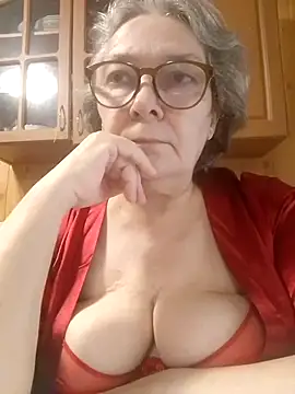 IrinaSweet54 online show from 06-15-26, 08:27