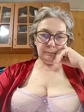 IrinaSweet54 online show from 06-22-26, 08:44