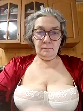 IrinaSweet54 online show from 07-13-26, 09:34