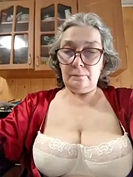 IrinaSweet54 online show from 07-17-26, 10:22
