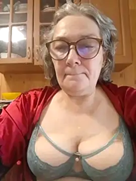 IrinaSweet54 online show from 07-27-26, 10:11