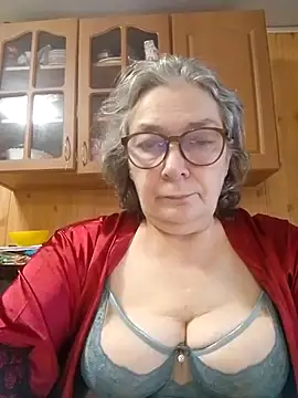 IrinaSweet54 online show from 07-28-26, 06:42