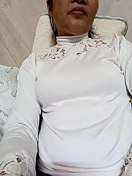 Snapshot of Lovepussyhair chatting on 01-11-26, 03:11 Lovepussyhair online show from 01-11-26, 03:11