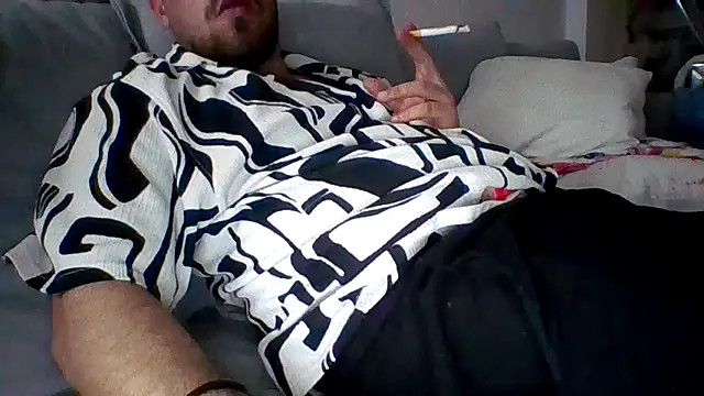 Snapshot of bobotatto chatting on 04-24-26, 11:40 bobotatto online show from 04-24-26, 11:40