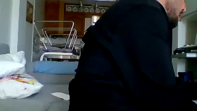 Snapshot of bobotatto chatting on 04-26-26, 02:59 bobotatto online show from 04-26-26, 02:59