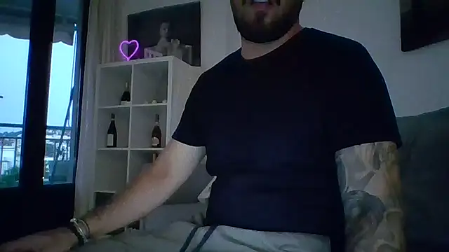 Snapshot of bobotatto chatting on 08-01-26, 04:34 bobotatto online show from 08-01-26, 04:34
