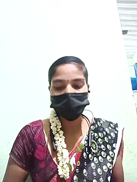 Snapshot of anusiya01 chatting on 03-19-25, 02:13 anusiya01 online show from 03-19-25, 02:13