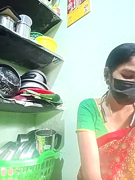 Snapshot of anusiya01 chatting on 09-13-25, 02:11 anusiya01 online show from 09-13-25, 02:11