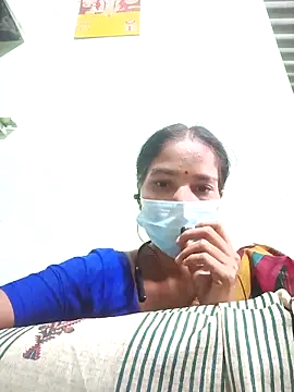 Snapshot of anusiya01 chatting on 11-28-25, 02:25 anusiya01 online show from 11-28-25, 02:25