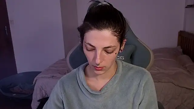 Snapshot of Nixxy_naughty chatting on 01-17-26, 08:23 Nixxy naughty online show from 01-17-26, 08:23