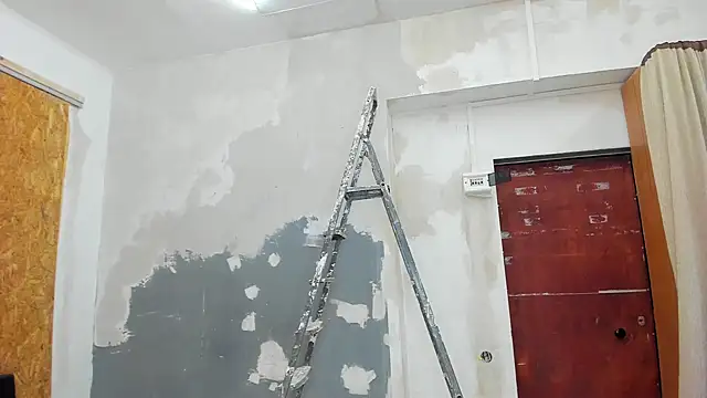 Snapshot of YourSuperModel chatting on 01-01-25, 01:37 YourSuperModel online show from 01-01-25, 01:37