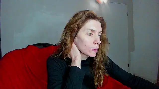 Snapshot of YourSuperModel chatting on 02-10-25, 04:04 YourSuperModel online show from 02-10-25, 04:04