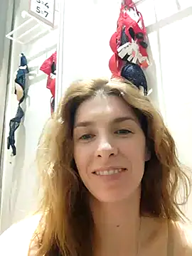 Snapshot of YourSuperModel chatting on 02-19-25, 11:28 YourSuperModel online show from 02-19-25, 11:28