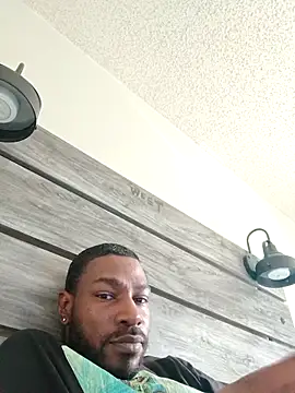 Snapshot of Mcoleman4642 chatting on 10-11-25, 06:50 Mcoleman4642 online show from 10-11-25, 06:50