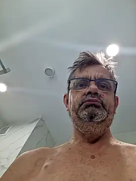 axecoman60 online show from 02-09-25, 02:38