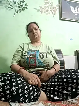 Kavya kapoor online show from 02-27-25, 04:32