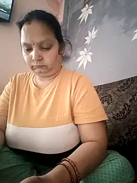 Kavya kapoor online show from 03-04-25, 12:22